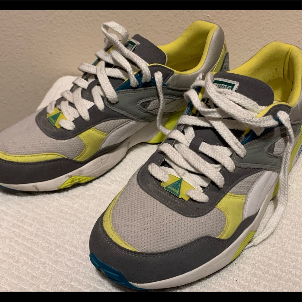 Men’s Puma sneakers